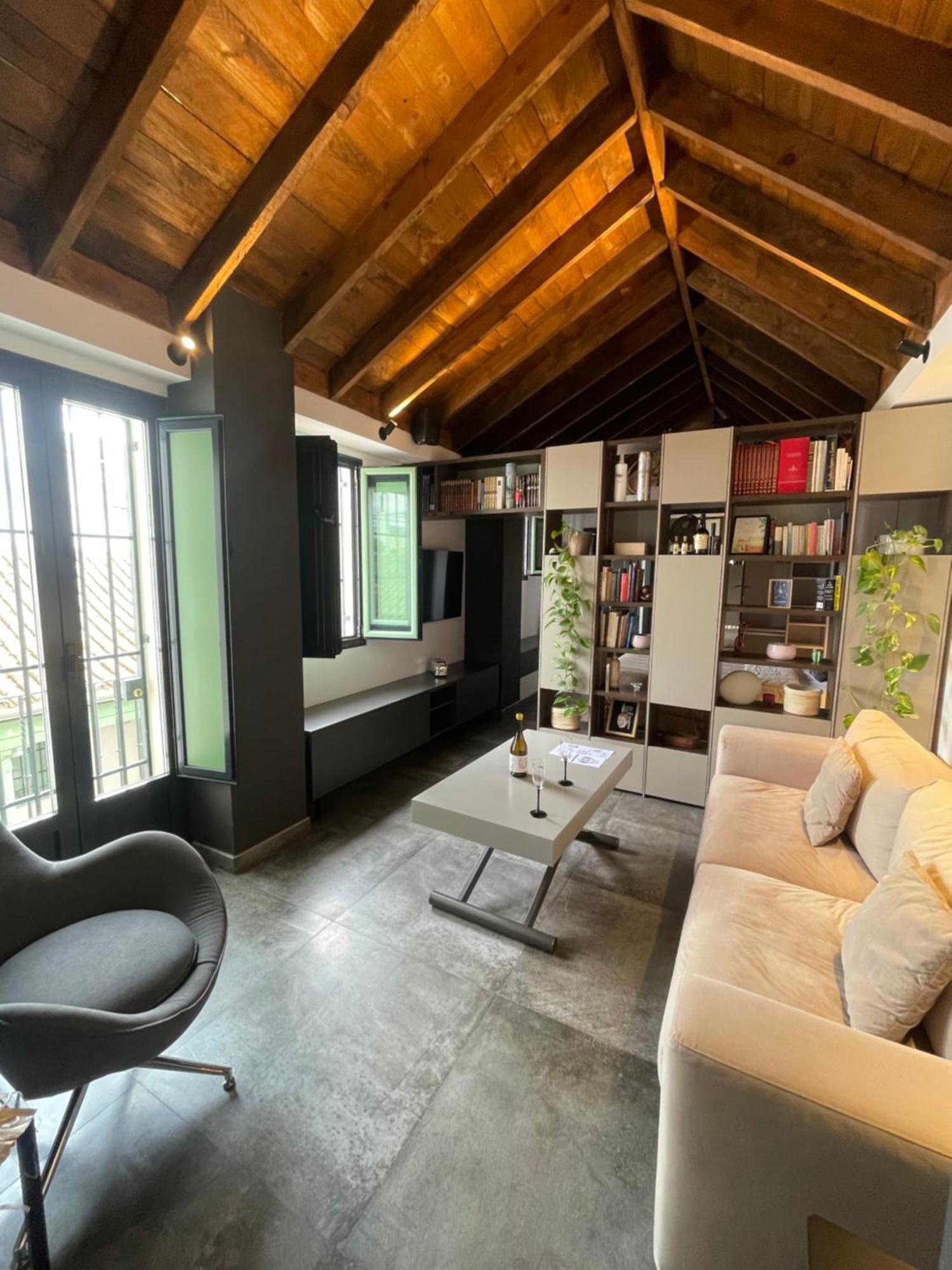 Komodo Gran Poder - Penthouse With Private Pool And Cozy Twin Bedroom Central Apartment 세비야 외부 사진