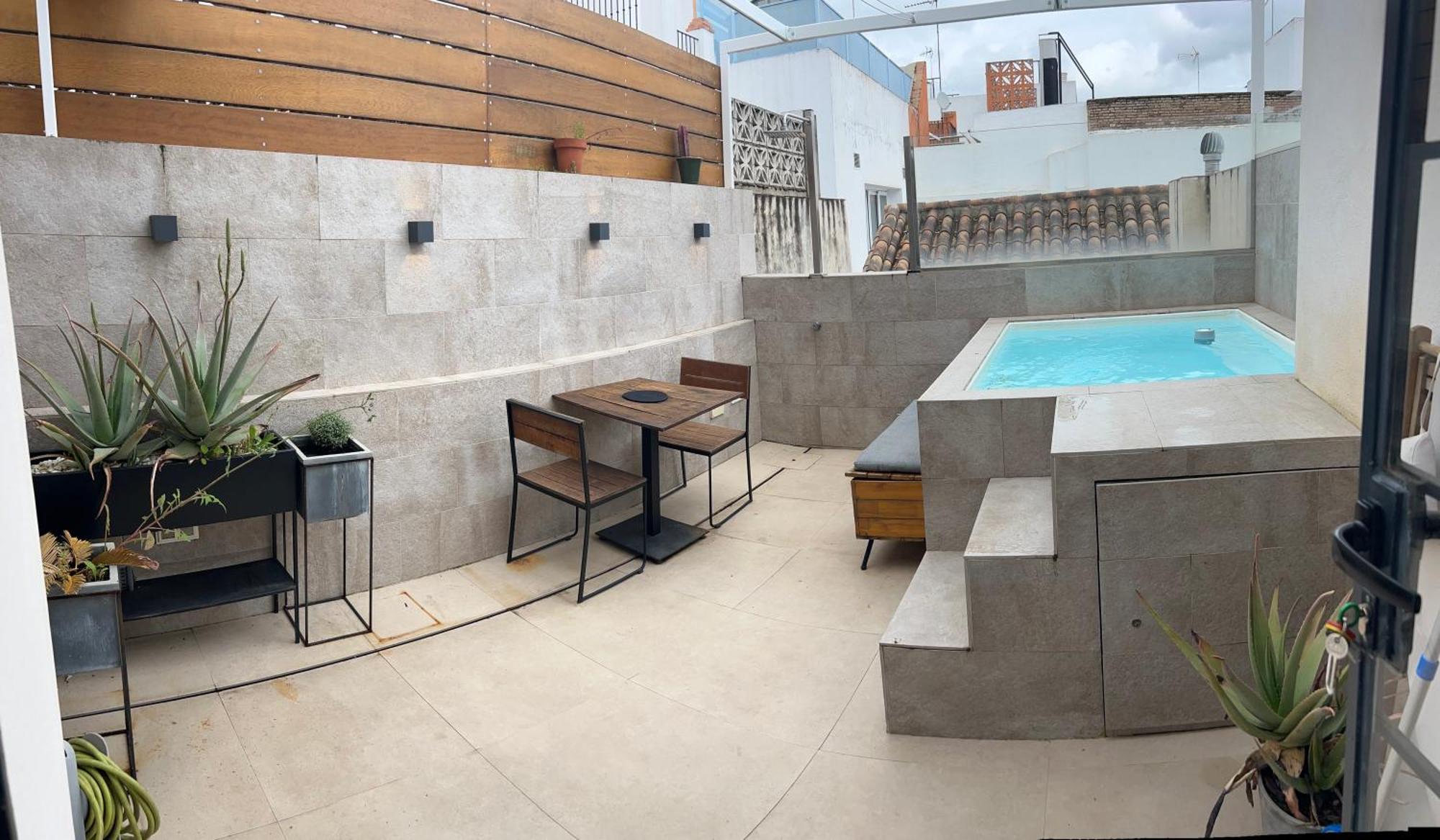 Komodo Gran Poder - Penthouse With Private Pool And Cozy Twin Bedroom Central Apartment 세비야 외부 사진